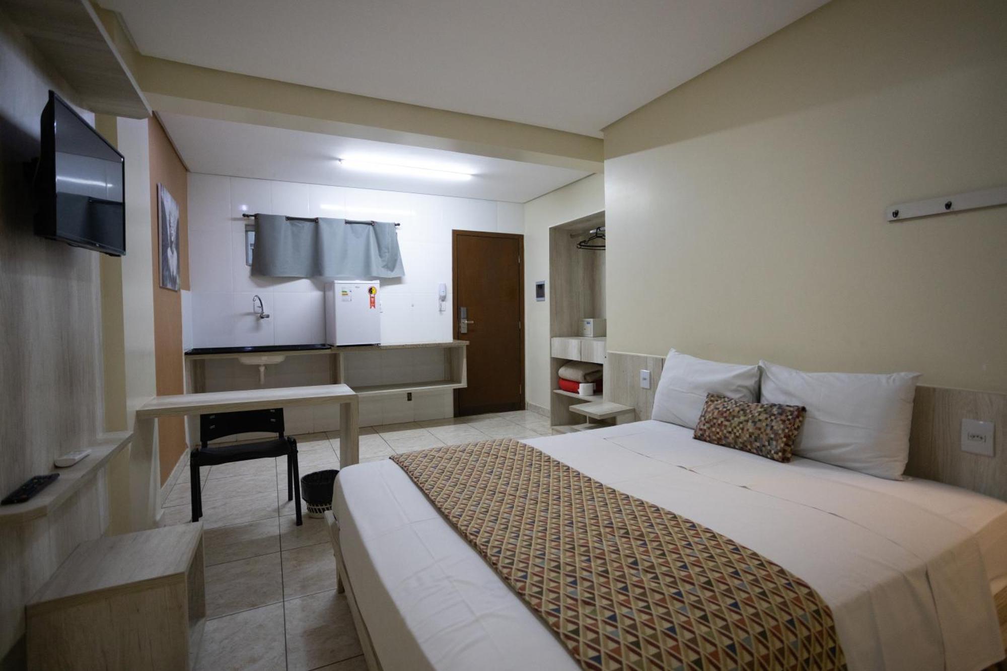 Infinity Hotel Goiânia Exteriör bild